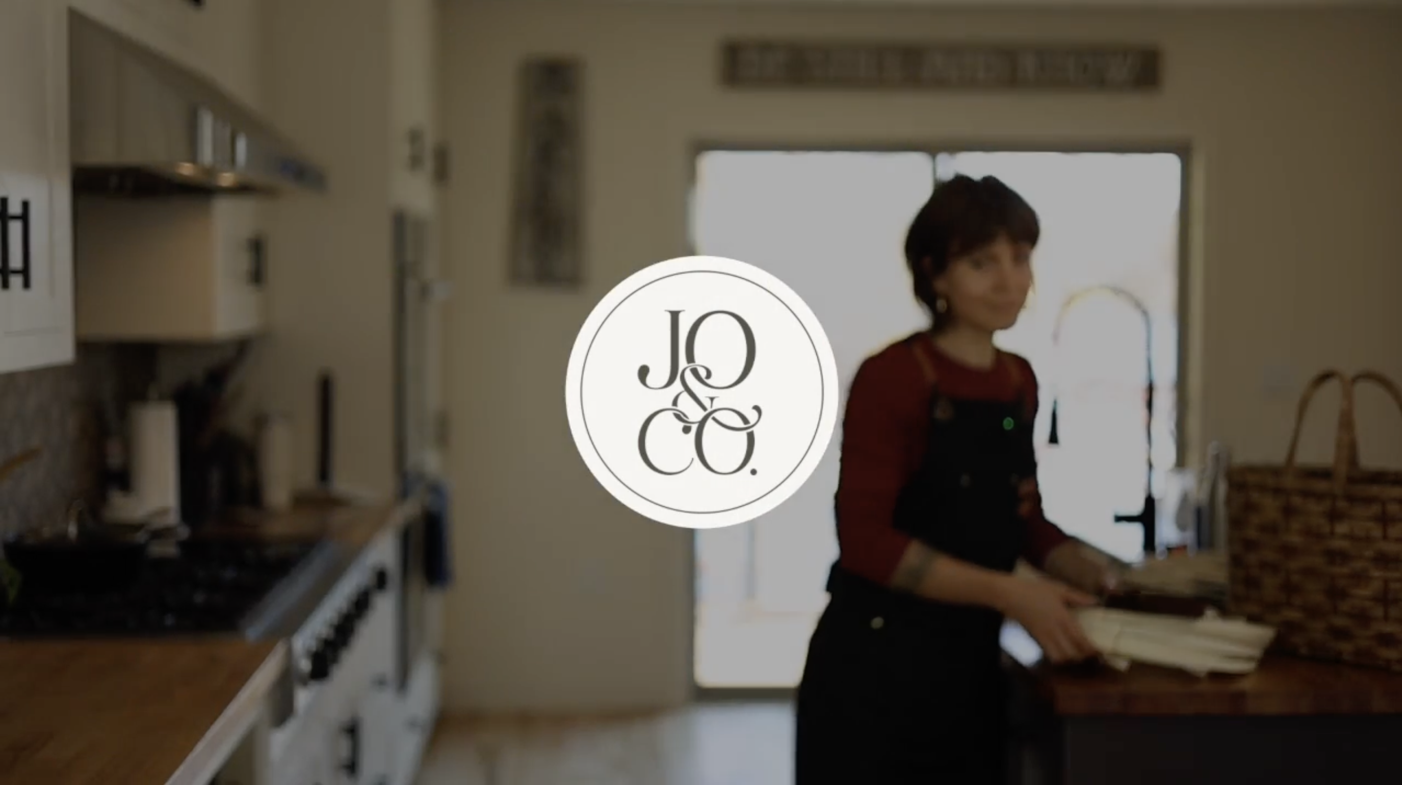A still from the Leather Handled Tote video course