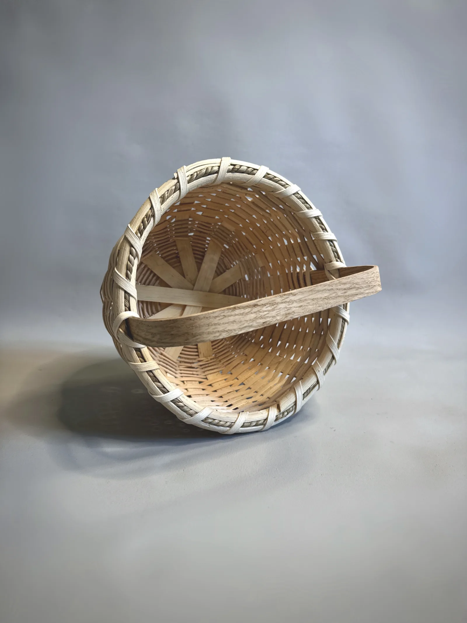 Little Round Basket — image 5