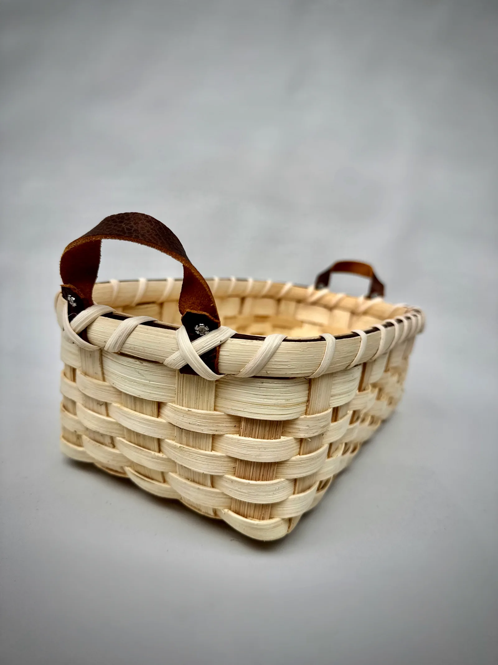 Modern Bread Basket — image 3