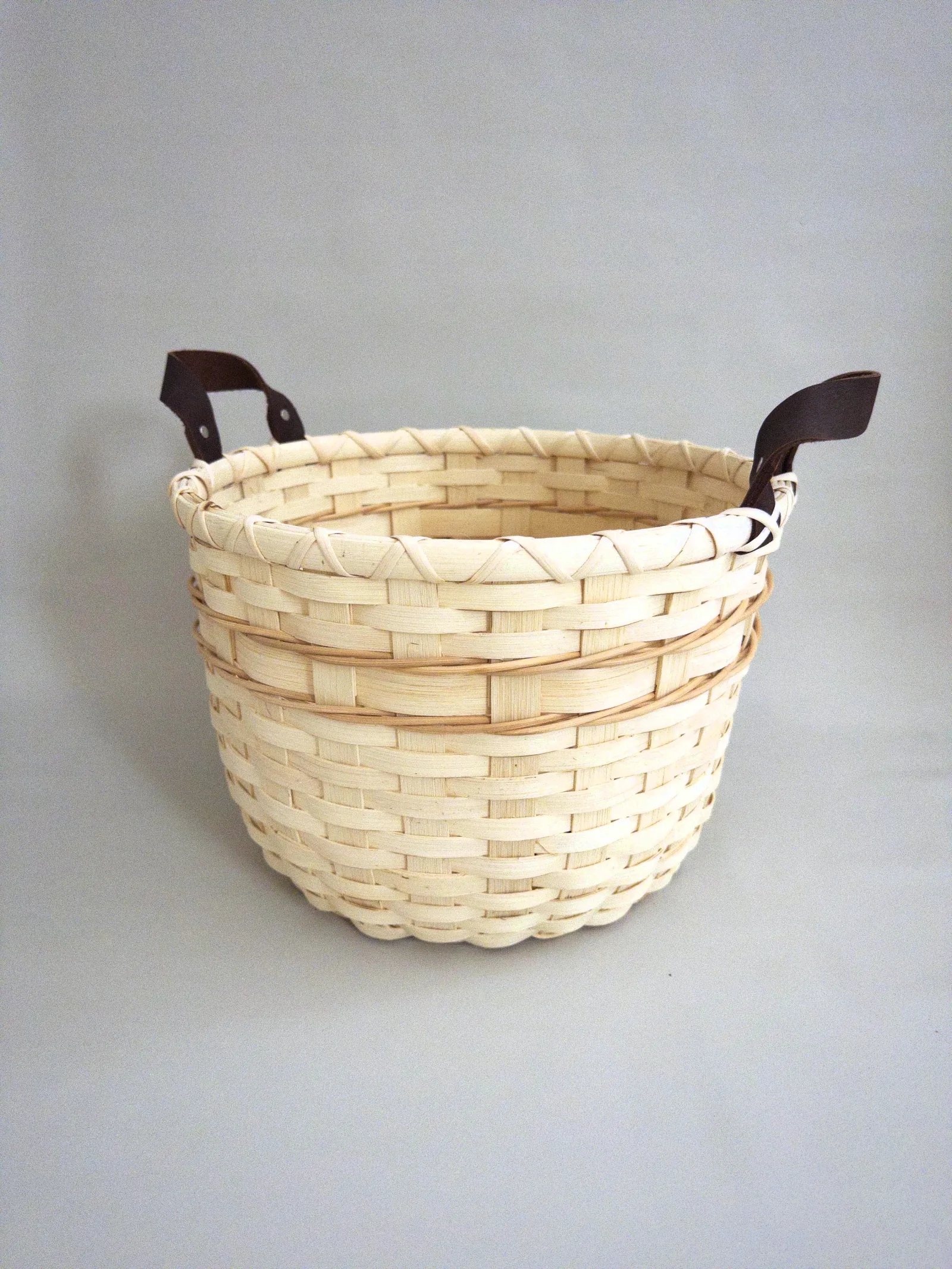 Mitten Basket — image 2