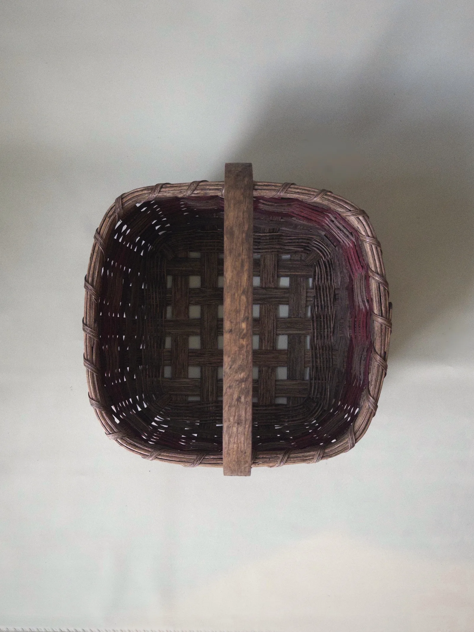 Round Cornered Market Basket — image 7