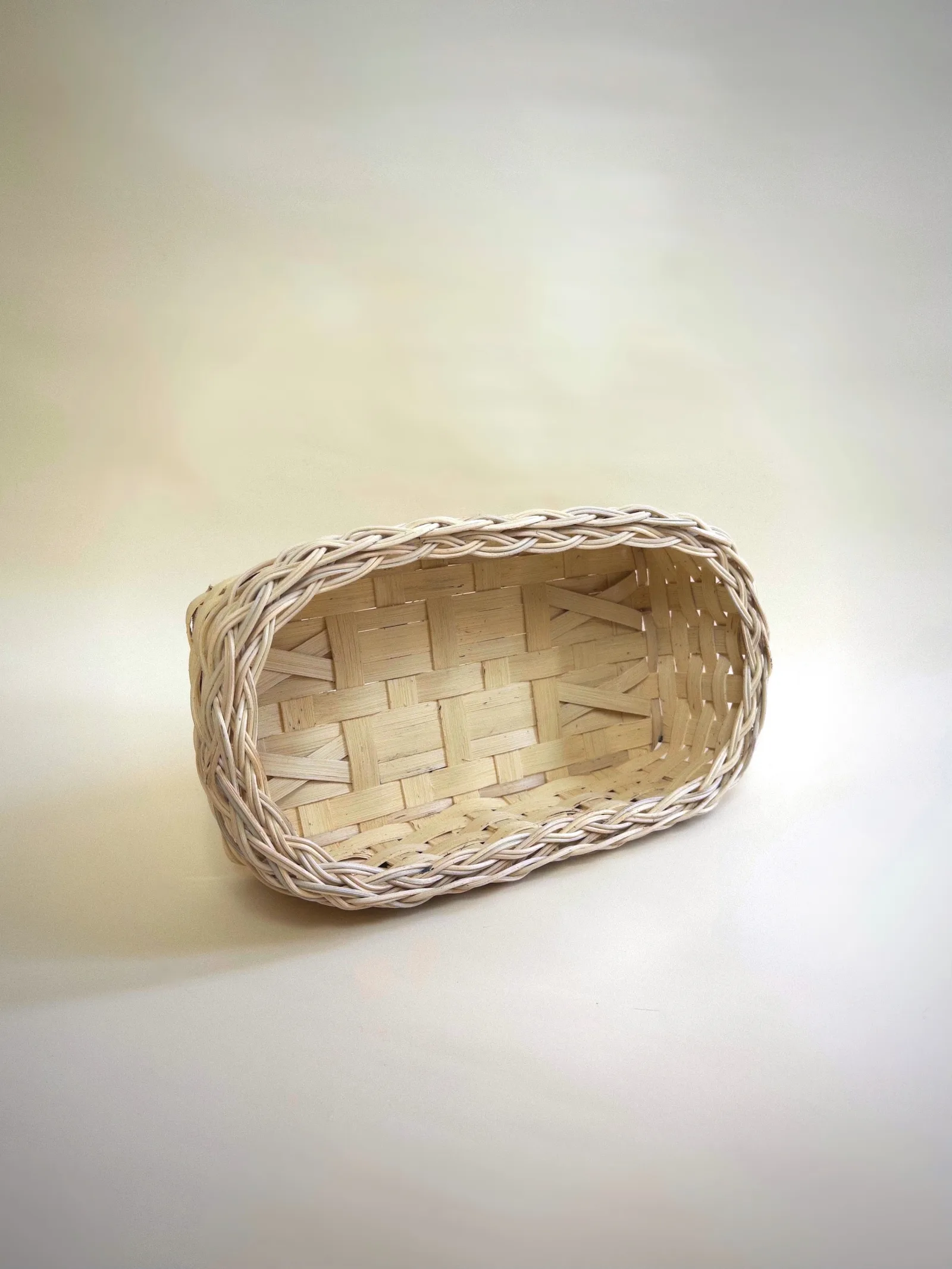 Braided Rim Bread Basket — image 4